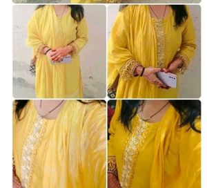 Stylish Yellow Kurta Set with Mirror Work