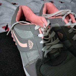 Asian Women's Running Shoes