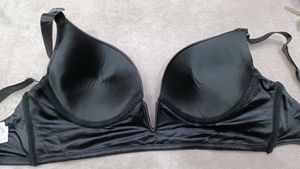 Classic Black padded pushup bra