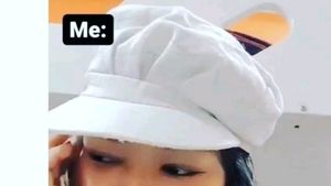 Salam Namaste Cap