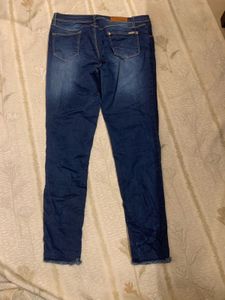 Stylish Top &amp; Jeans Combo