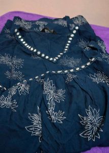 Red &amp; Gold Embellished Kurti