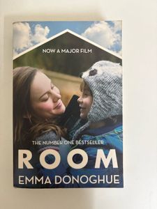 Room by Emma Donoghue - Paperback