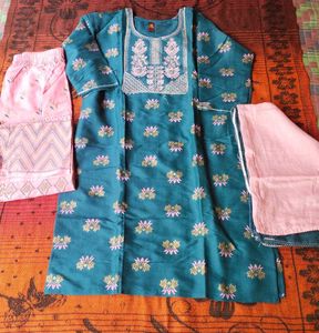 Teal Floral Kurta Set with Pink Bottom