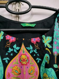 Vibrant Peacock Print women Kurta