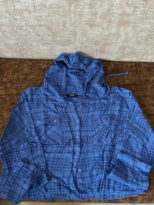 Nuon Blue Plaid Cropped Hooded Shirt
