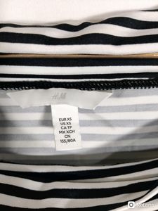 H&amp;M Black &amp; White Strips Top