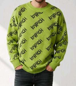 Stylish UniSex Green "loyPICH" Print Sweater