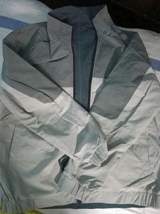 Men's Gray and White Jacket