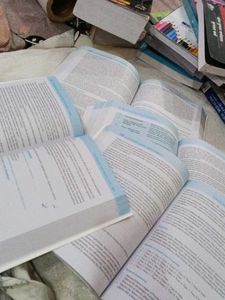 Business &amp; Finance Management Books