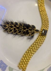 Stunning Feather &amp; Crystal Choker Necklace