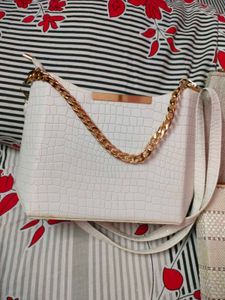 Stylish Handbag and Wallet Set