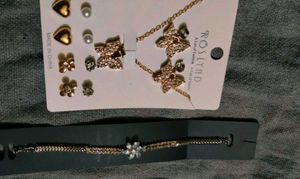 Delicate, dreamy, and made to sparkle butterfly se