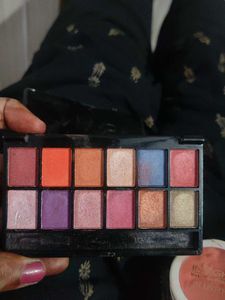 Mars Makeup Kit &amp; Blush