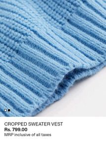 🎀H&amp;M Blue Cropped Knit Sweater Vest🎀