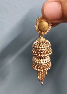 Earrings jhumkas and mattis