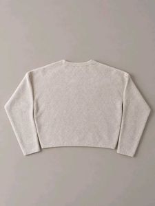 CREAM DAISY EMBROIDERED CROPPED SWEATER