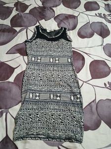 Black &amp; White Tribal Print Sleeveless Dress