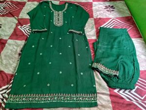 Embroidered Green Kurta Set