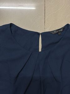 Elegant Navy Blue Sleeveless Top