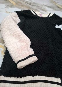 Cozy Black Woolen nightsuit