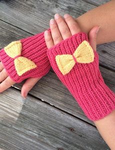 Bow Accent Fingerless Gloves