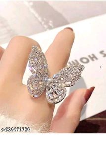 Stunning Butterfly Ring with Crystals