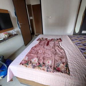 Elegant Floral Print Kurta