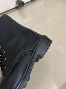Black Boots