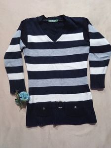 Chic Striped V-Neck Sweater