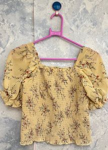 Floral Smocked Puff Sleeve Top