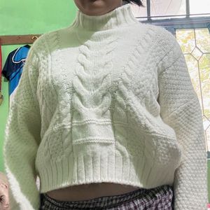 white woollen sweatshirt