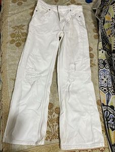 NUON white jeans🤍