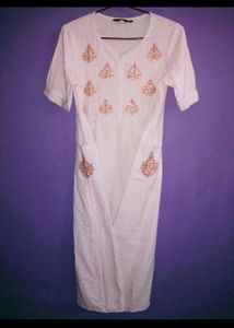 White Embroidered Kurta