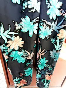 Floral Jumpsuit - Stylish &amp; Chic