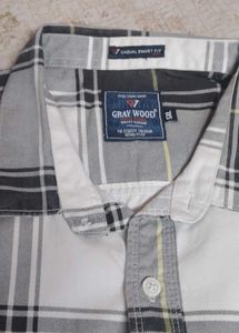 Men's Plaid Button-Up Shirt