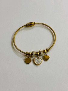 Heart Charm Bangle