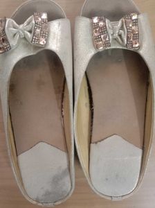 golden green sandal