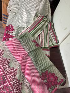 Beautiful Green &amp; Pink Kurta Set
