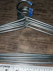Pack of 6 Treback Wire Hangers