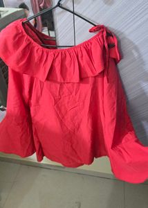 Tomato 🍅 RED COLOR TOP - M Or S SIZE