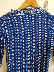 Blue &amp; White Printed Cotton Kurta