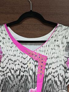 Short top and pants
