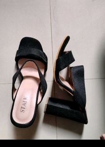 combo Chic Black &amp; White Patterned Heeled Mules