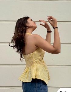 💛⭐️Yellow Halter Neck Top💛⭐️
