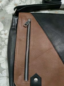 Stylish Two-Tone Crossbody Bag