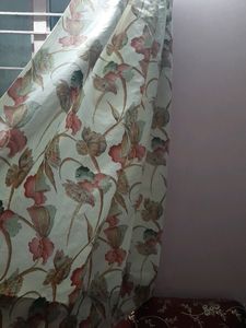 2 Door Curtains And 4 Window Custains