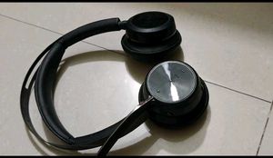 Poly vyoger focus 2 headset