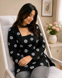 Elegant Black Floral Print Kurta