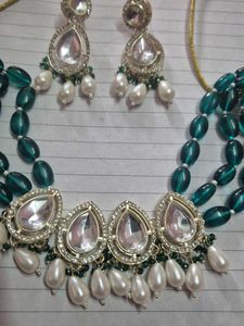 Emerald Beaded Choker Set